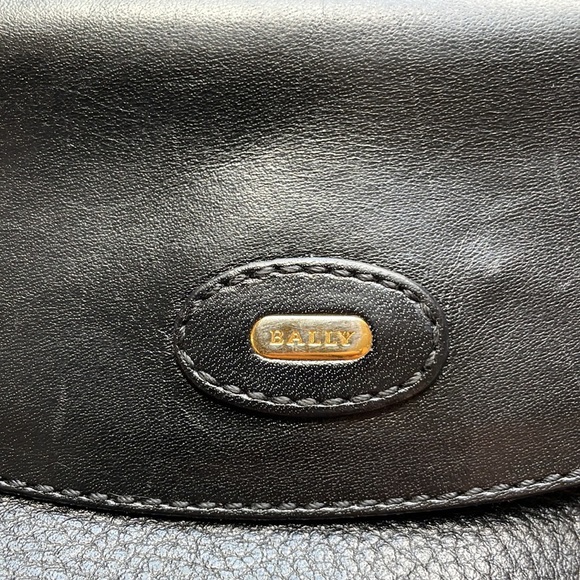 BALLY Vintage Leather Chain Strap Bucket Bag / Petite Tote, Black & Gold - Picture 6 of 17